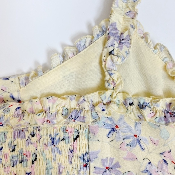 NEW Gianni Bini Floral Pastel Yellow Ruffle Neckline Chiffon Cropped Top Medium - Picture 8 of 11
